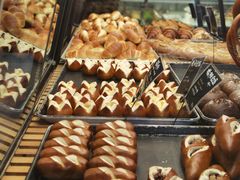 -Dough&Joe团憩(瑞虹天地月亮湾店)