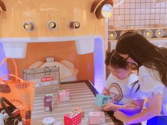 -泡泡玛特POPMART(上海环球港店)