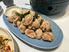 台式盐酥鸡-鹿港小镇(金虹桥国际中心店)