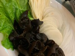 -马尔龙新疆饭店·清真(瑞景店)