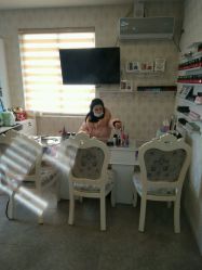 -小红楼美甲美容中心