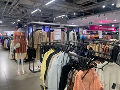 -唯品会(北京国瑞城店)