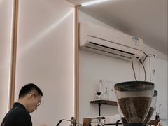-Onirii Coffee(长乐路店)