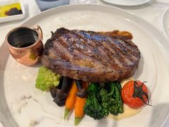M5澳洲眼肉牛排-宴悦海鲜餐厅·游水海鲜·牛排(亚龙湾瑞吉店)