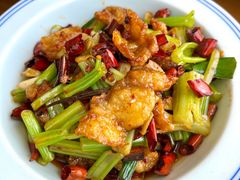 -包整·丝娃娃(一览甲秀楼风景店)