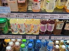 -良品铺子(白云新世界店)