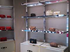 -Gucci(首创奥特莱斯店)