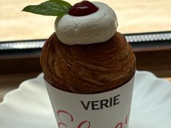 -VERIE BAKEHOUSE