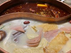 -三人行骨头王火锅(长寿店)
