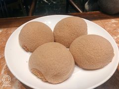 酥皮牛奶包-金玉满堂潮州酒楼(无限极荟购物广场店)