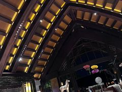 -三亚湾海居铂尔曼度假酒店