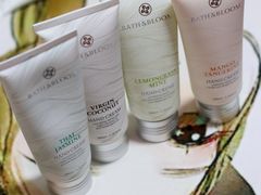 -Bath & Bloom Flagship Store at Central World