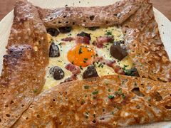 鸡蛋蘑菇熏肉荞麦可丽饼-RAC BAR(安福路店)