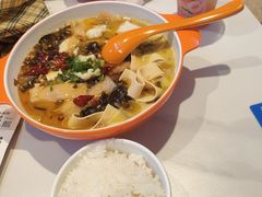-小六鱼你.下饭酸菜鱼(益田假日广场店)