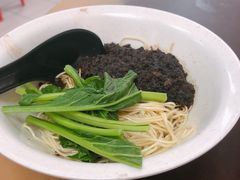 猪肉碎面-颂记牛肉粉