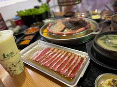 -哈哈碳都·牛肋条无限自助烤肉(宝龙店)