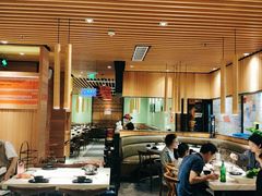 大堂-潮牛海记•潮汕牛肉火锅•醉鸡煲•粿条汤(通北路店)