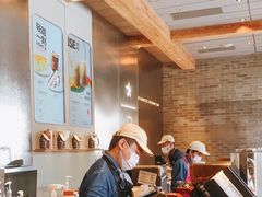 -星巴克臻选(北京前门大街店)
