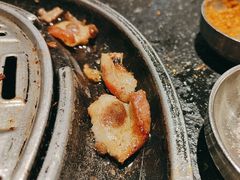 -GOGIYA·咕叽吖韩国传统烤肉店(东方新天地店)