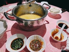 -行家海鲜火锅酒家(静安寺店)