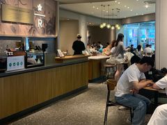 -星巴克臻选(周浦万达店)