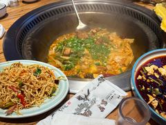 -山河屯铁锅炖鲜鹅·东北菜(开发区一店)
