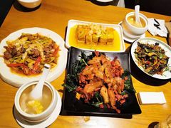 -隔壁老王·家常云南菜(花巷店)
