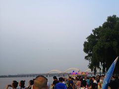 -人民防洪胜利纪念塔