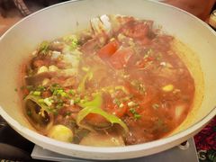 -刘姐啤酒鱼民族演艺餐厅(西街总店)