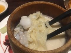 黄鱼煨面-杭州西子湖四季酒店·金沙厅