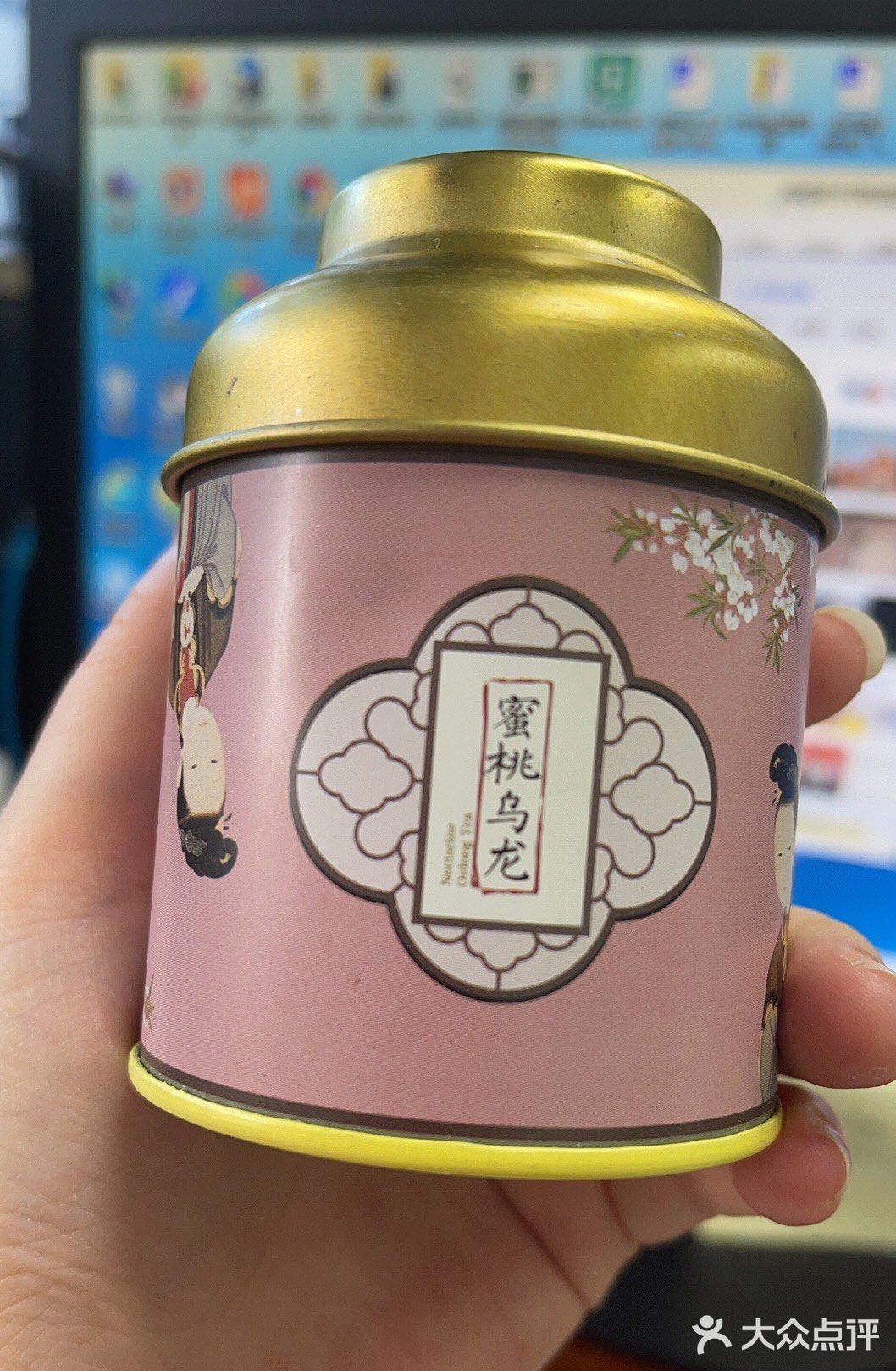 茶颜悦色的小罐茶-蜜桃乌龙茶