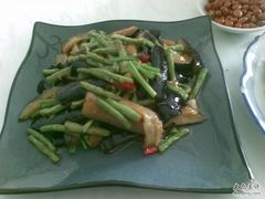 茄子烧豆角-田园小观园(武大店)