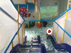 -蒙特利亲子乐园
