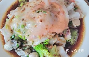 Sour Cabbage Stir-fried Blood Sausage