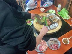 -老姐石板烧烤+铜炭火锅(总店)