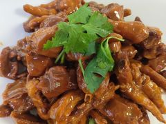 -红岩美食坊(伊春市伊春区)