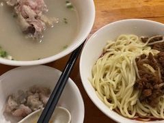 -明红蹄花(糍粑店街店)