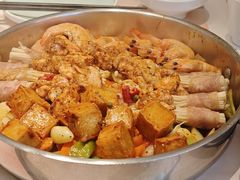 -黄记煌三汁焖锅(新佳丽江汉路店)