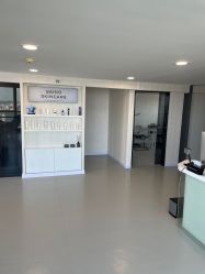 -JNK皮肤管理中心