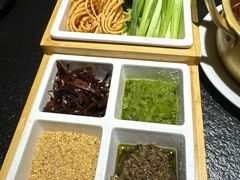 -魁盛居百年鲁菜馆(县西巷店)