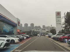 -成都锦泰一汽丰田4S店(龙泉驿区店)