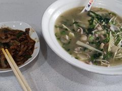 -二扁私房面馆(崂山路店)