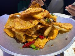 干锅土豆片-茅庐川菜(烟台万象汇店)