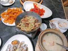 -南海底小海鲜·湘菜(鲁巷吴家湾店)