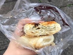 梅干菜烧饼-朱记小郑酥烧饼(建康路店)
