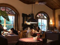 靠窗位-小世界西餐厅(建国门店)