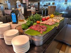 -圣丰索菲特·2 On 988 Café 自助餐厅