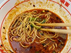 -叶伟胡辣壳面(两路口店)