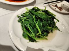 清炒豌豆尖-眉州东坡(春秀路店)