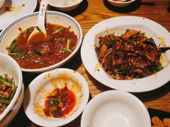 -爱碗亭·鲜炒湖南菜(壹城中心店)